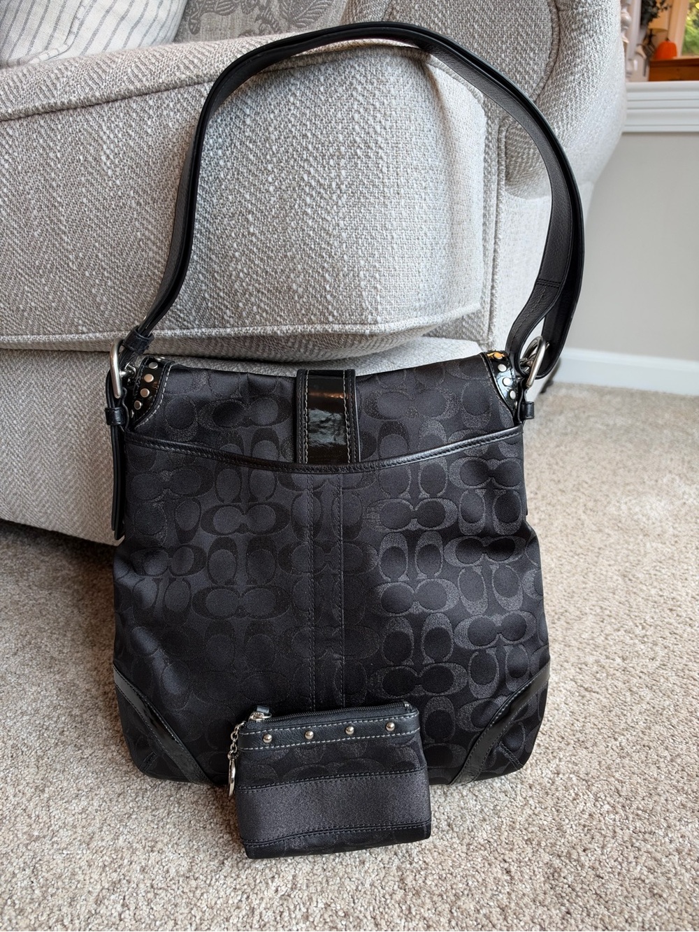 Coach 2008 Metallic Signature Studded Shoulder Bag + Matching Mini Skinny - Picture 2 of 8